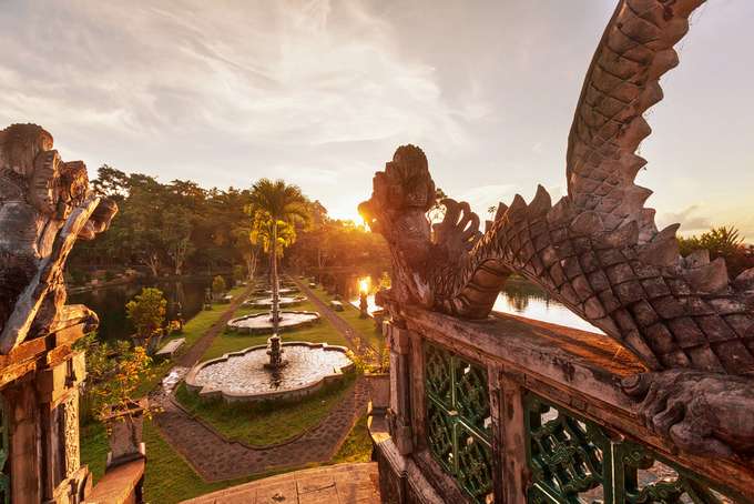 Premium Secret Garden and Waterfall Jump Tour Bali