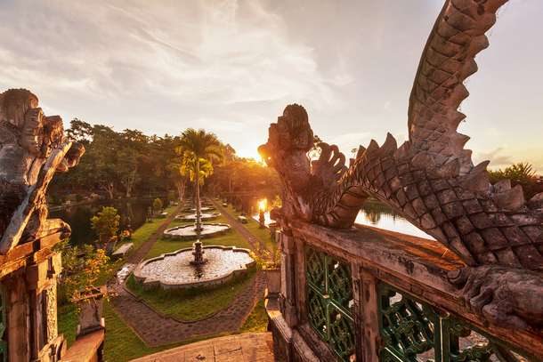 Jr6kbcchuurq96cnhhqc43hk3127 1540978047 secreat garden (2)