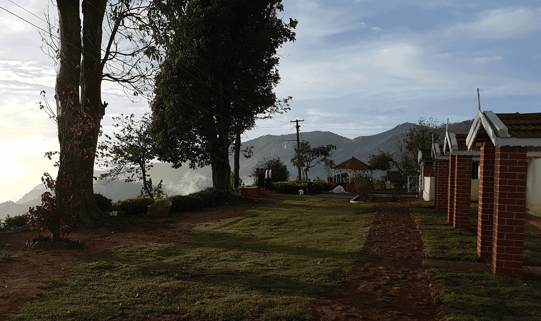 Hilltop Cottage Stay With Waterfall Views in Ooty Image