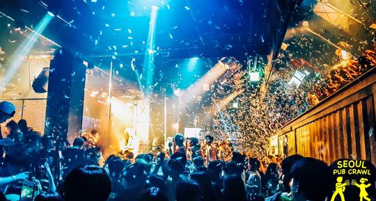 Seoul Pub Crawl Experience Image