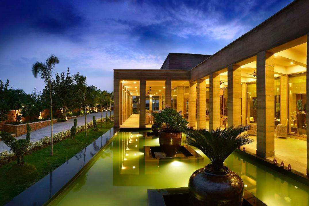 The Lalit Mangar Image