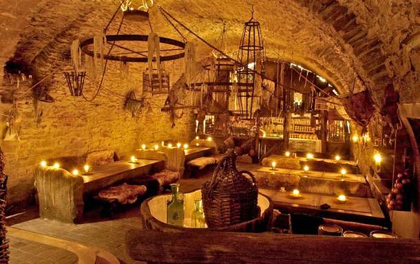 Have a delicious 5 course meal in this medieval atmospheric tavern