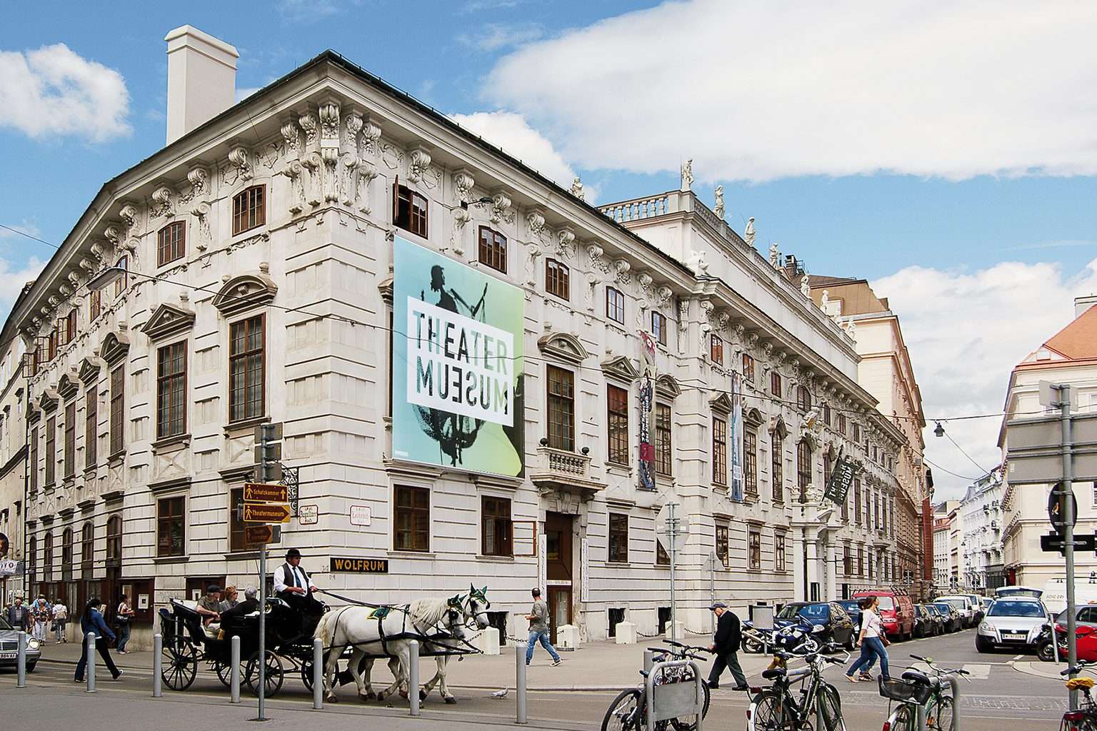 Visit this amazing theatermuseum in Vienna with your loved ones for a visual treat