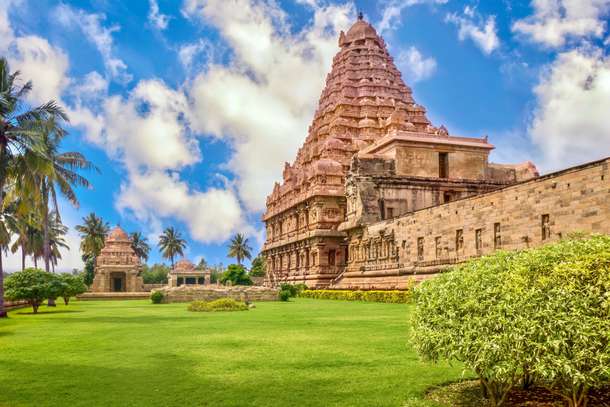 K4gihs14zy5yiq5nb7c2jil6a8r1 beautiful%20view%20of%20gangaikonda%20cholapuram%20in%20thanjavur
