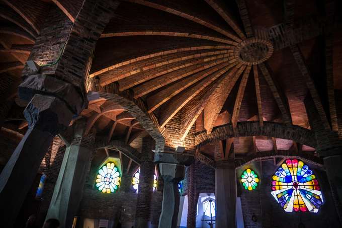 Gaudis Crypt & Colonia Guell Tour Tickets, Barcelona