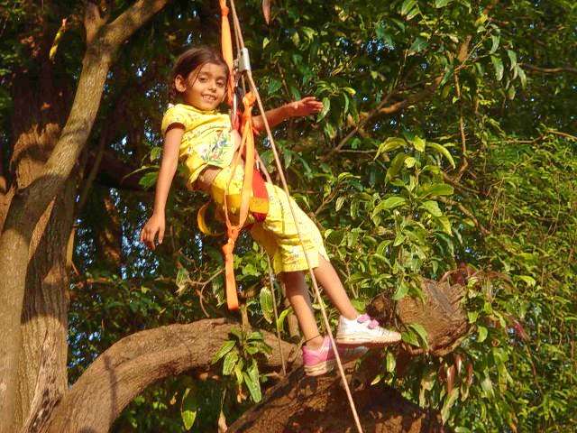 Jumaring In Munnar  Image