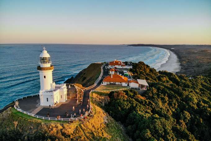 Marvel at the stunning skyline of Byron Bay