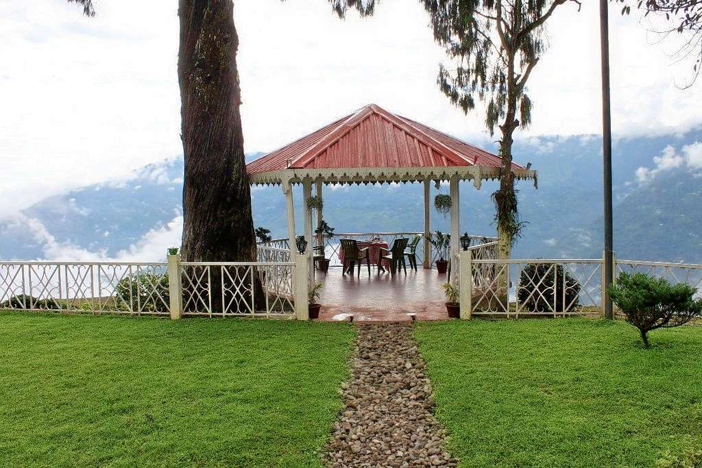 Ging Tea House Image