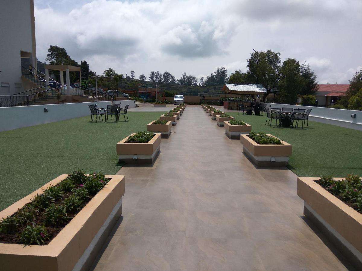 Sterling Ooty Elk Hill Image