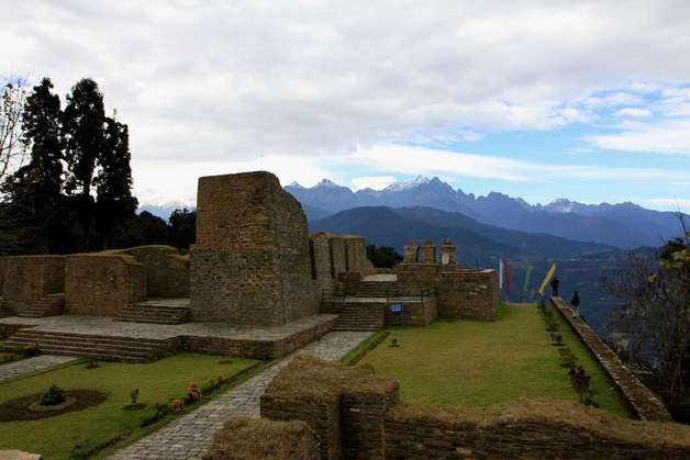 Kmku6ogwilzvaywxggy4vgs7dxjd 5263126697 c104406978 b