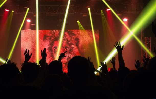 Koryut5fk5qlsy3drafba1pe0eiz limitless%20drink%20offering%20in%20bar%20crawl%20tour