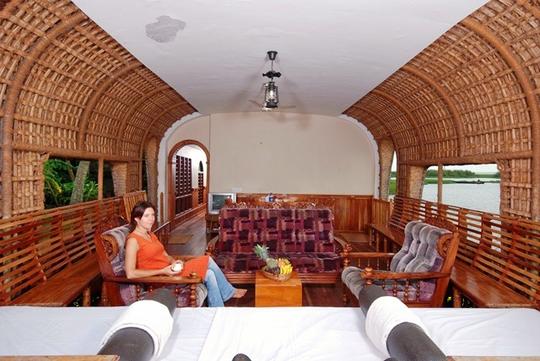 Kumarakom Houseboat One Day Package Image
