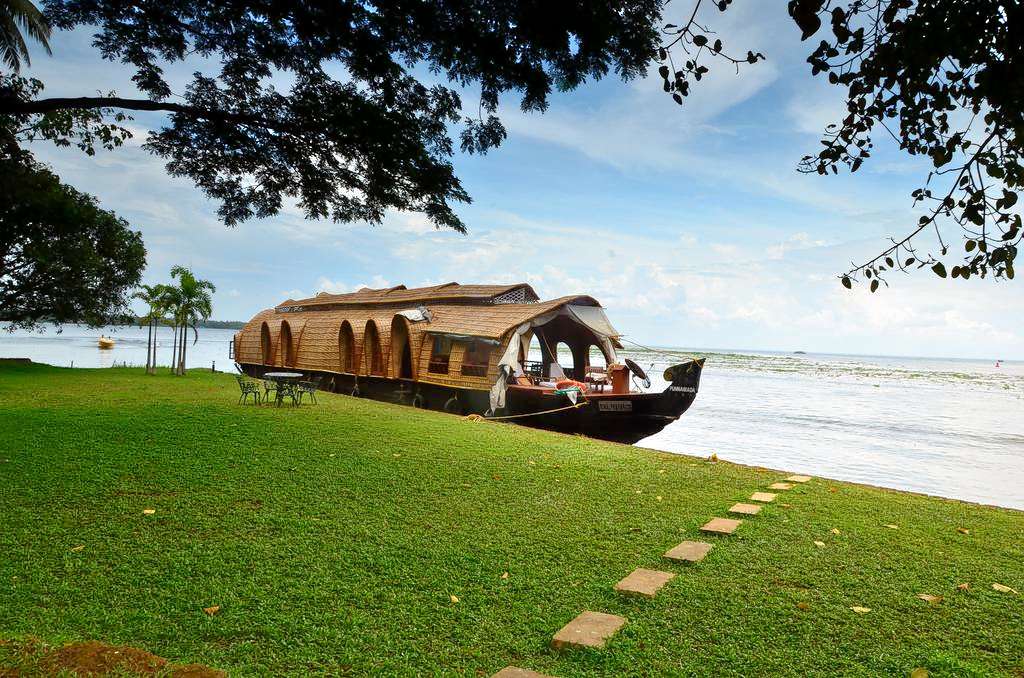 Punnamada Resort  Image