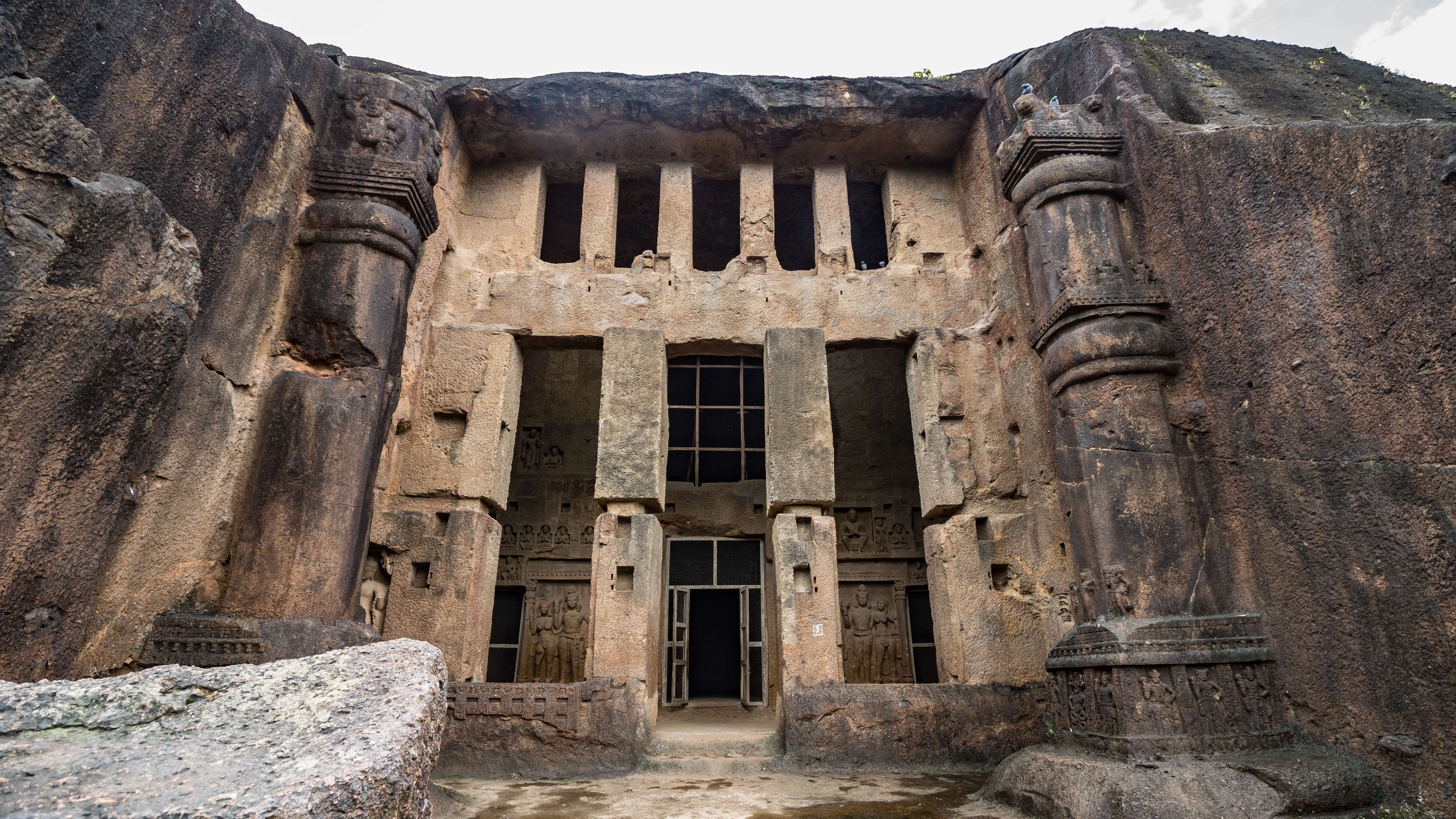 Take 5-hour tour to Kanheri Caves, situated near Borivali, Mumbai