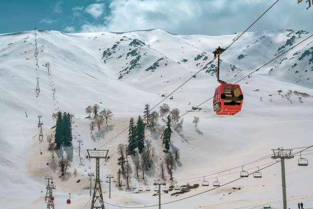 Gondola ride, Gulmarg