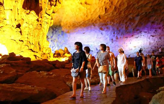 Halong Bay Luxury Cruise from Hanoi Image