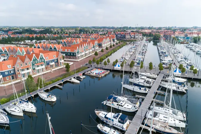 Marina Volendam