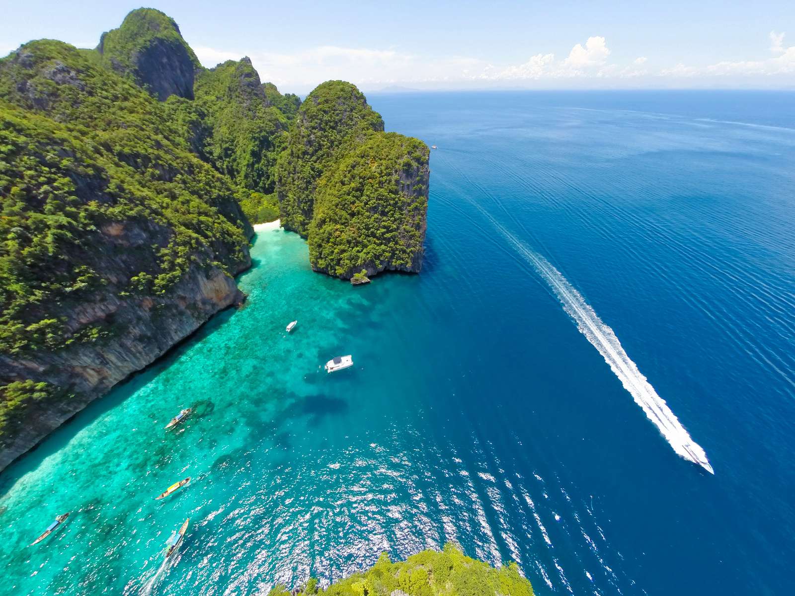 Phi Phi To Koh Lanta By Speedboat Image