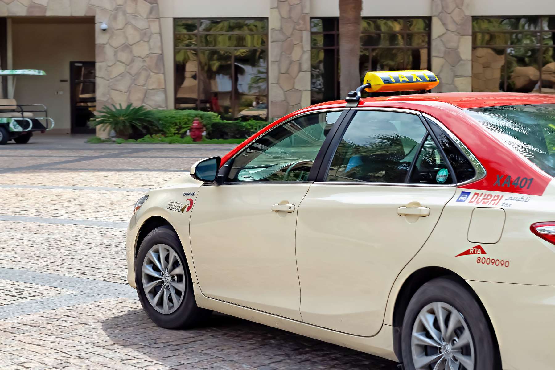 Private Transfer to Dubai Attractions Image