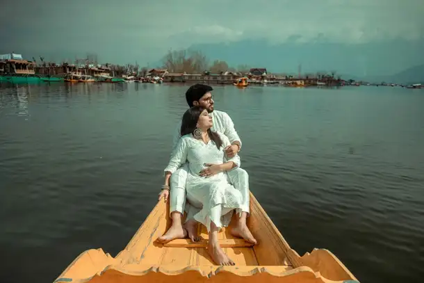 Couple Photoshoot in Srinagar
