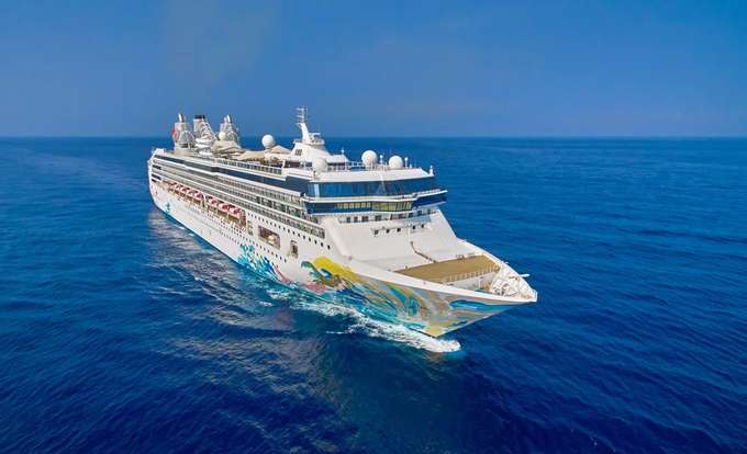 Resorts World Cruise 