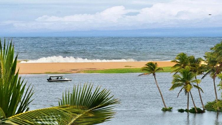 Poovar Island