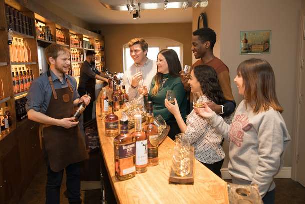 Lvh1ue3rnskkby6pc7y7g0ecxa1j iwm 1 2 jpg header 196697