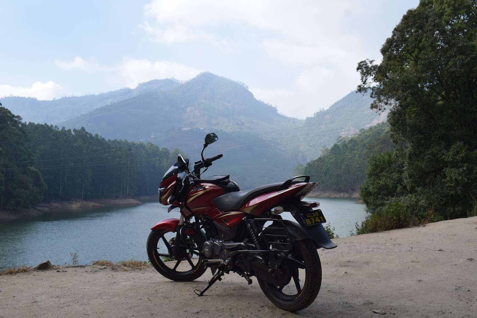 Rent a bike in Munnar