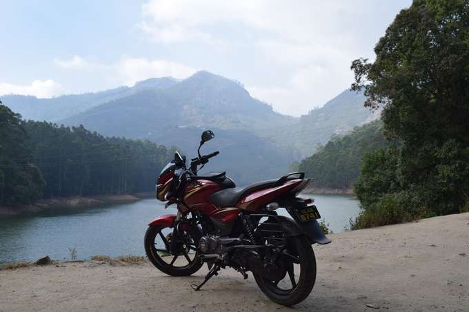 Rent a bike in Munnar