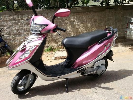 Scooty Rental in Vadodara Image