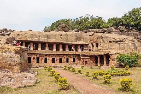 Eduventure Tour To Sanchi & Bhimbetka Image