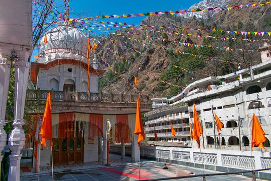 Bhuntar To Kasol Cab Image