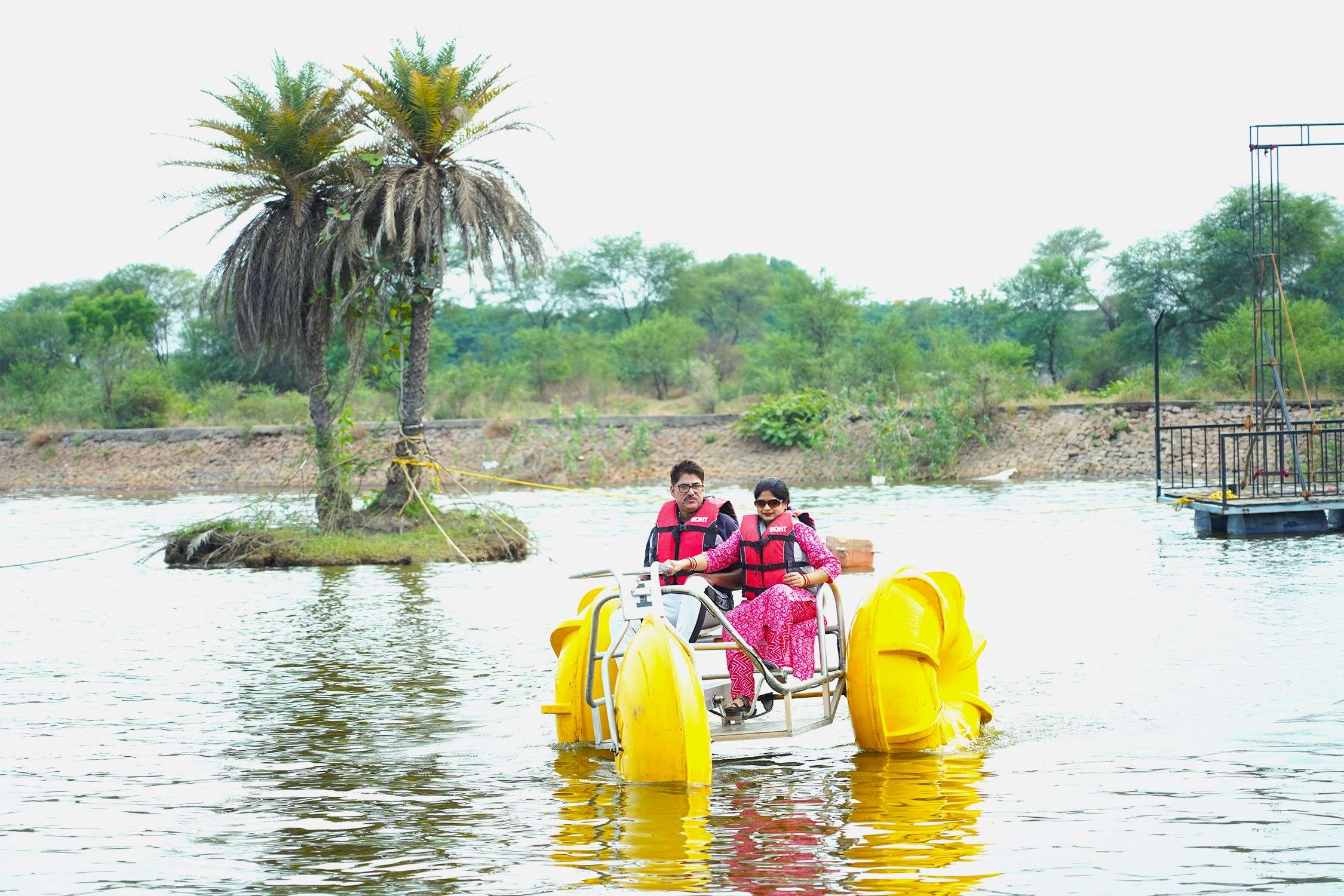 Try something new with this easy-paced, refreshing aqua cycling experience