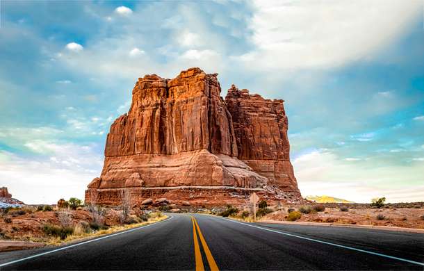 Embark on a self-guided tour to Red Rock Canyon 