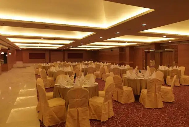 Mlse6xd0xls6c5c78gite6cb0b6c royal%20banquet