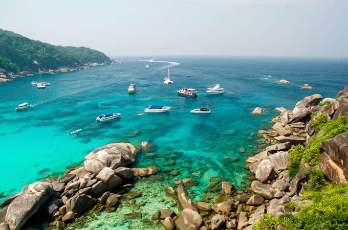 Gear up to explore 7 beautiful islands around Phi Phi