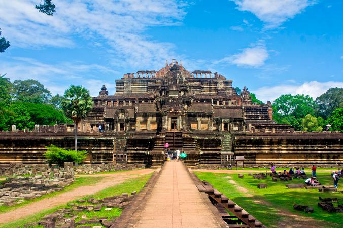 Baphuon Temple