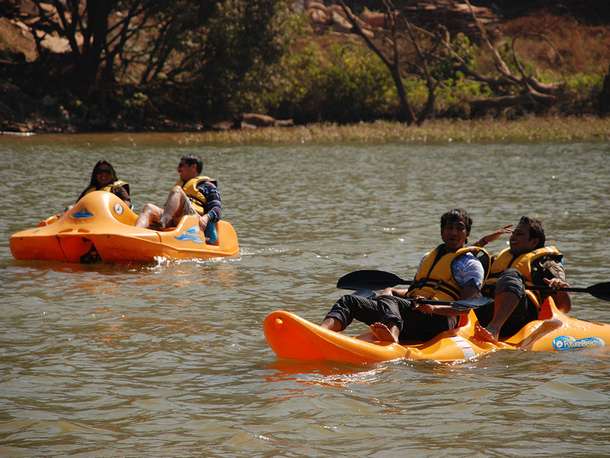 N2fe9uzsgs6yucxsirgl2lbfkh4p 020 lakeshore watersports