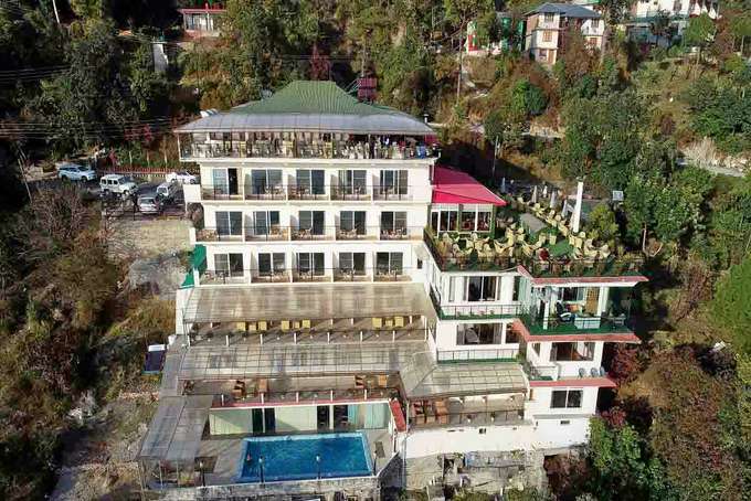 Enjoy your stay amidst Dhauladhar Range in Himachal