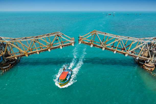 Ng8nfy1fvtde597nlctxdulzf7zq view%20of%20pamban%20bridge%20in%20rameshwaram