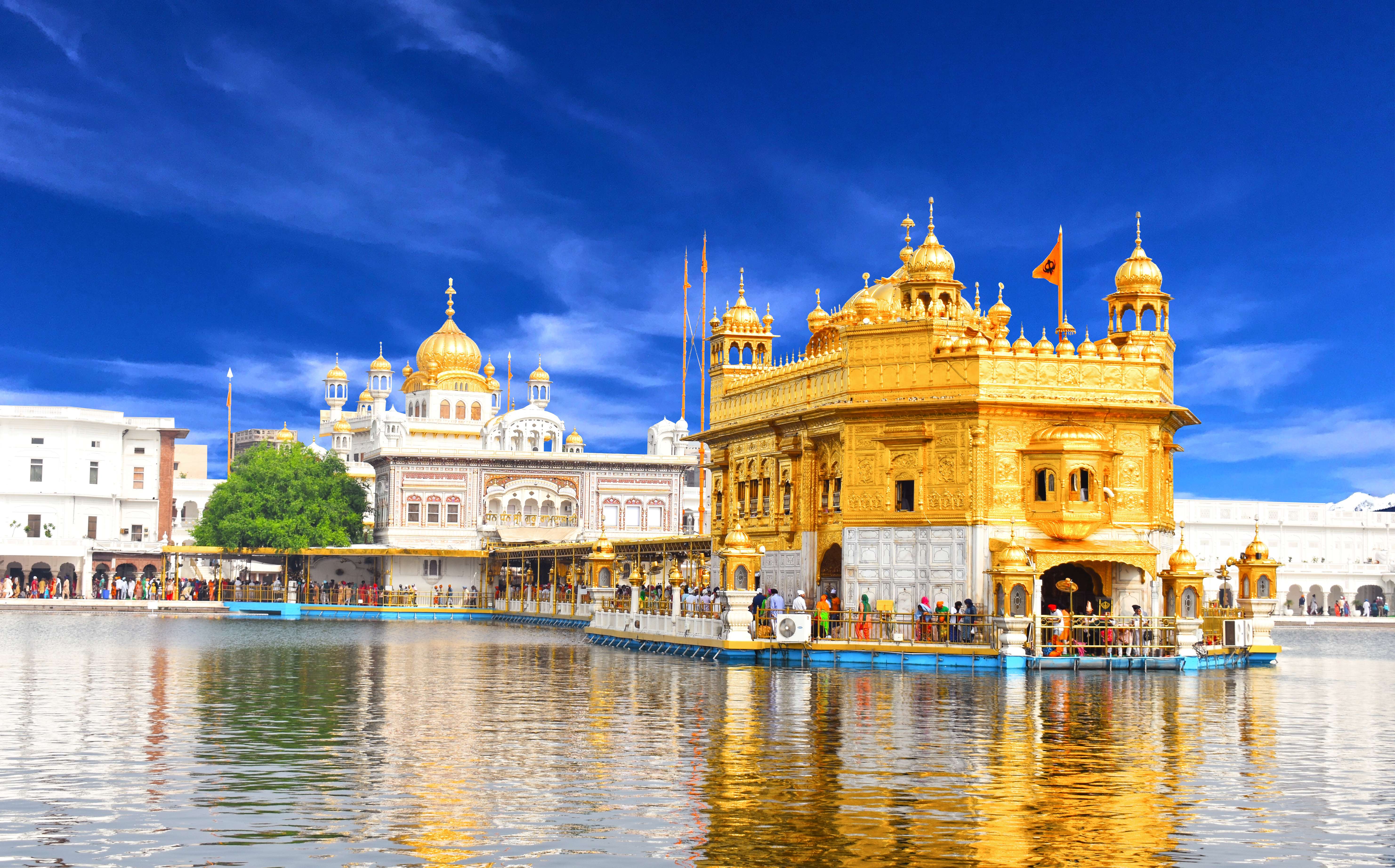 Explore Amritsar’s Golden Temple and more with a convenient city day tour