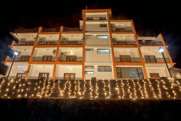 Nr5cgn6pcryu4u7xenx3pfvoisdo 1603532346 sterling dharam10