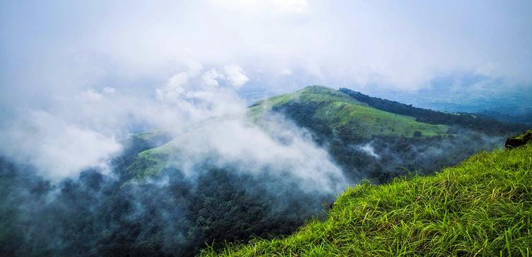Doddabale Siddaragudda Peak