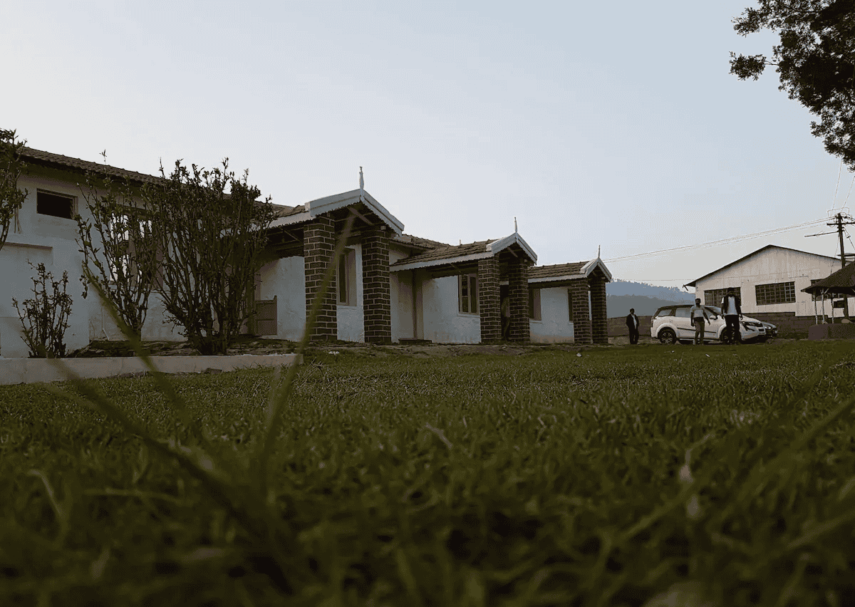 Hilltop Cottage Stay With Waterfall Views in Ooty Image