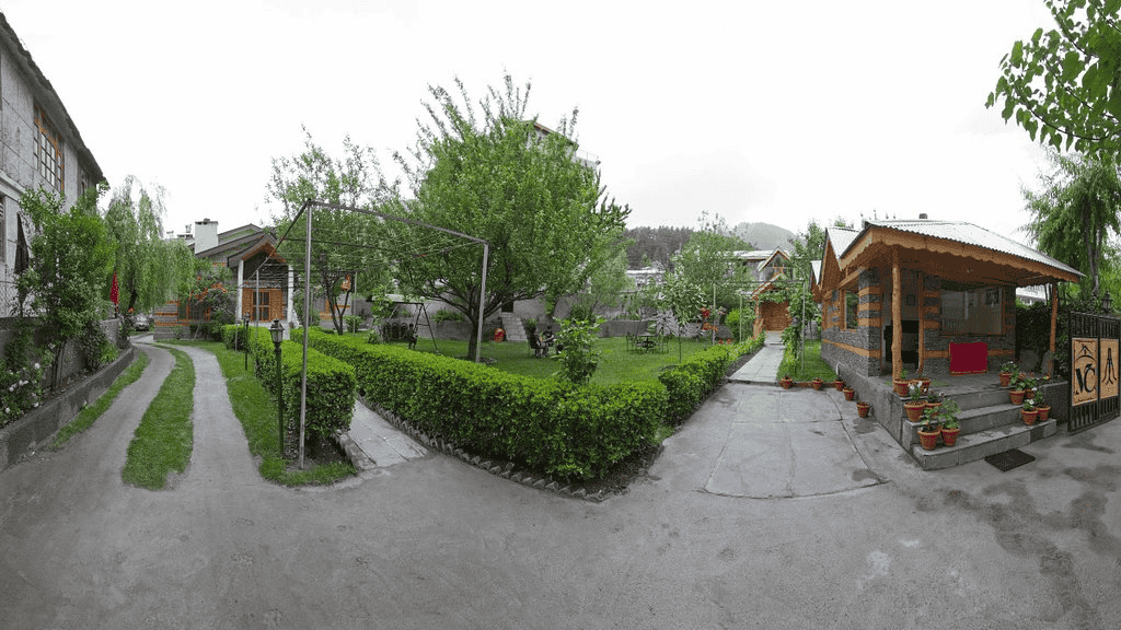 A Luxurious Vacation Retreat in Manali Image