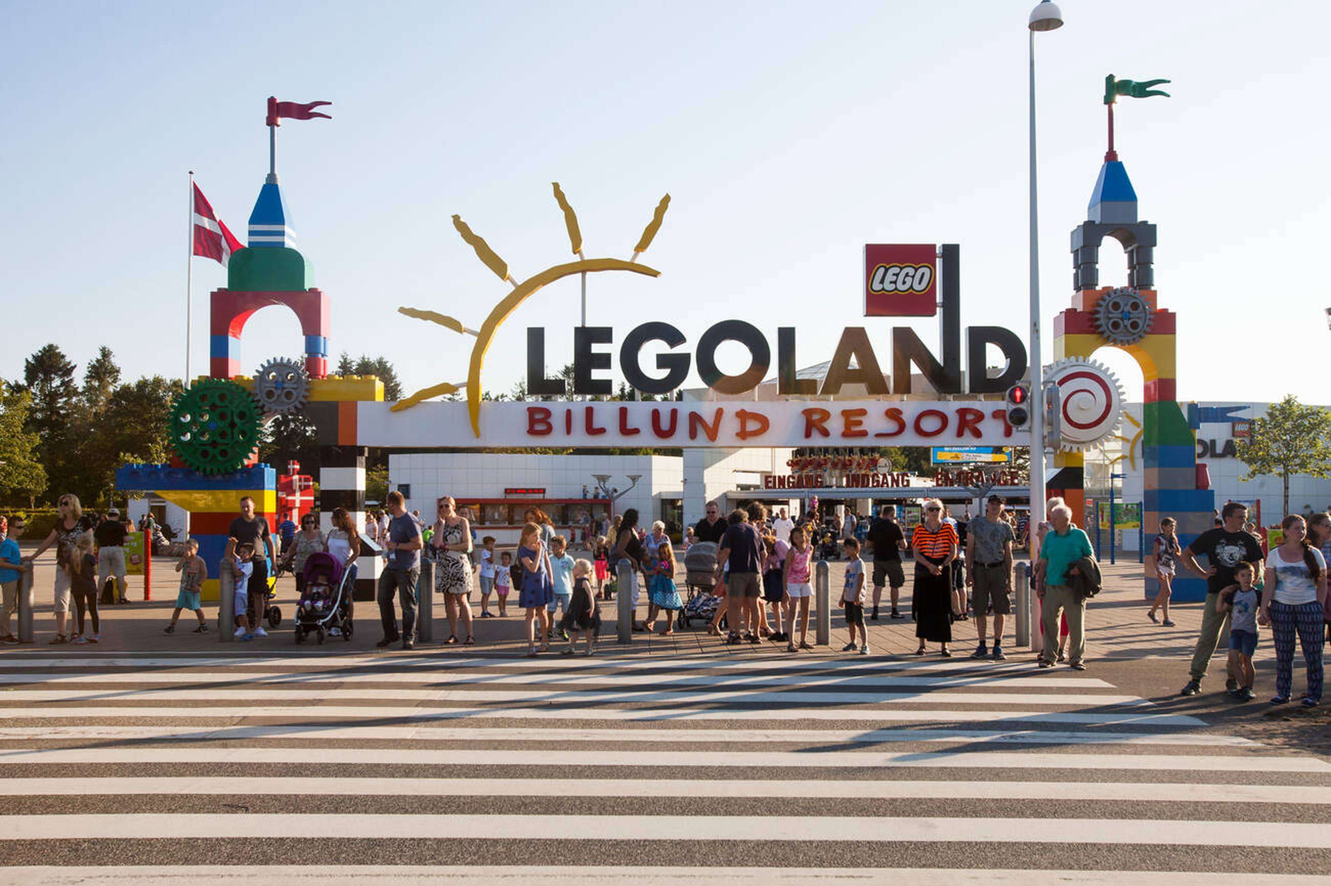 Visit LEGOLAND Billund & explore a world filled with thrilling LEGO adventures