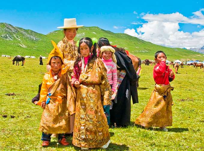 Lhasa Religion and Culture Experience Tour in Tibet