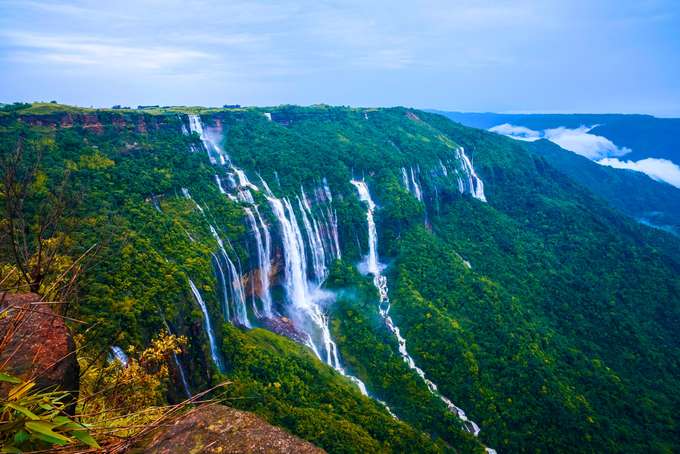 Aerial view of NohKaLikai Waterfalls, Cherrapunji