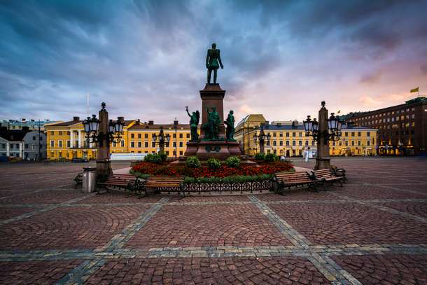 O6xubruywpjd8tq7cifhhls2g4bh senate%20square%20helsinki