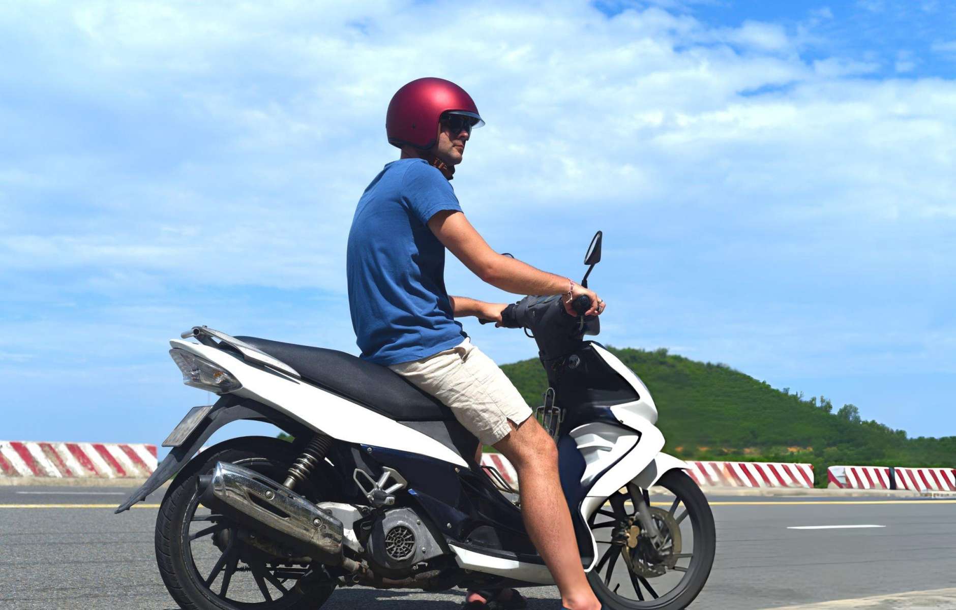 Scooty Rental in Surat Image